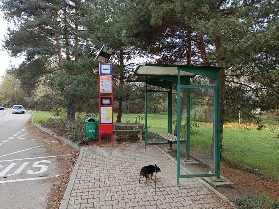Fotogalerie • Říčany, sídl.Olivovna (Zastávka autobusu) • Mapy.com