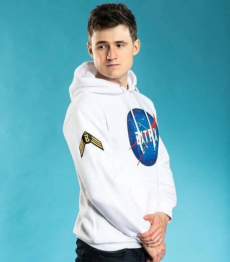 FOTO: Štěpán "Baxtrix" Buchta (25) má roční příjem zaokrouhlených 10 milionů korun. Obsadil tak v žebříčku nejlépe placených youtuberů z Česka čtvrtou příčku.