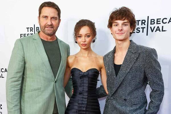 Gerard Butler, Nico Parker, Mason Thames at the "How to Train Your Dragon" New York Premiere