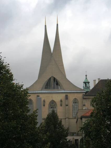 Soubor:Klášter benediktinů Na Slovanech (Nové Město).JPG – Wikipedie