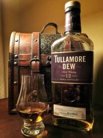 Review - Tullamore D.E.W. 12 Year Old Special Reserve Whiskey