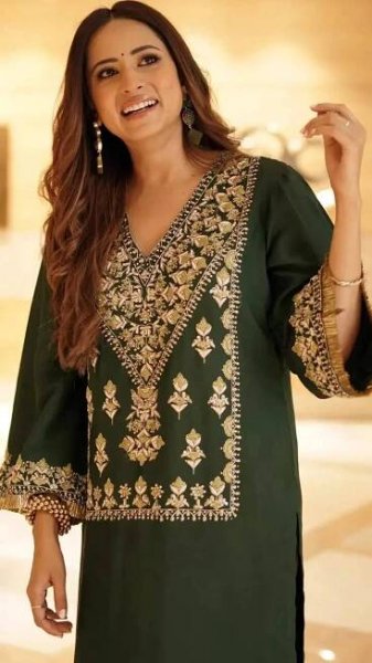 Sargun Mehta steals the show in ethnic dresses