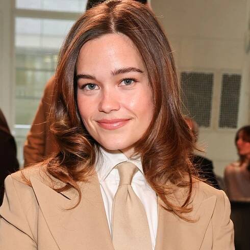 Sarah Catherine Hook Tests a Preppy, Celebrity-Adored Styling Hack in Ralph Lauren's Fall 2025 Front Row
