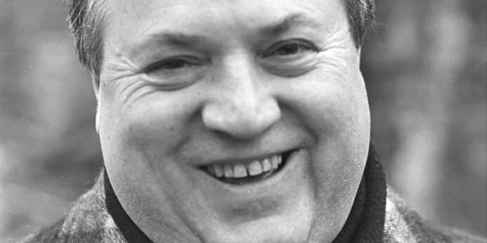 Bronislav Poloczek se narodil v Horní Suché ve Slezsku, která tehdy patřila do polského záboru československého území.