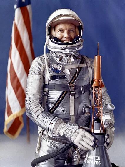 Leroy Gordon Cooper, Jr. - NASA