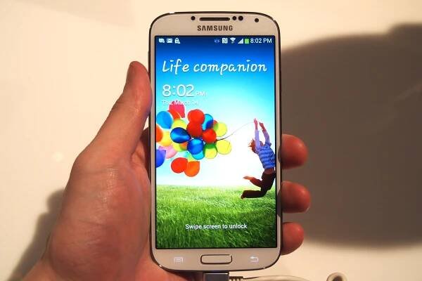 Samsung Galaxy S4: Prvních 10 milionů kusů bude mít většinou čipy od Qualcommu – SMARTmania.cz