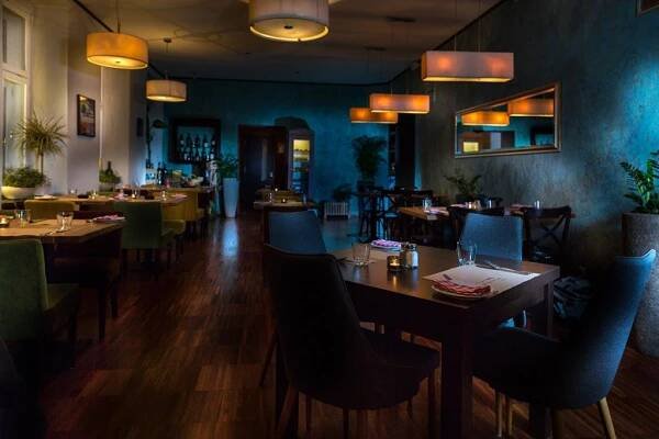 Restaurace Per Te | Home, Home decor, Conference room