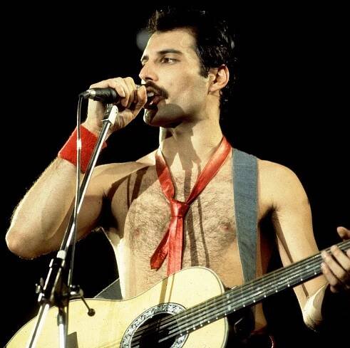 Freddie Mercury’s Ex-Fiancée Mary Austin Is Auctioning Off His “Exquisite Clutter”