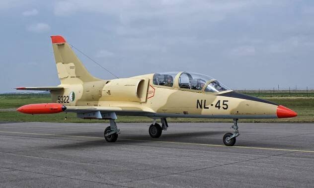Africká mise Aera Vodochody s novým L-39NG do Alžírska – CZECH AIR FORCE