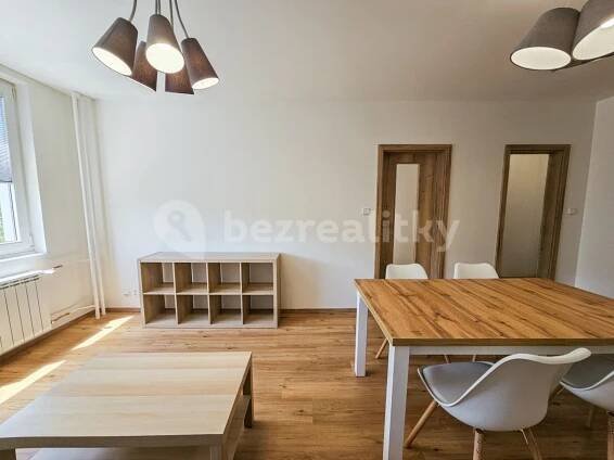 Pronájem bytu 2+kk 42 m², Bukolská, Praha, Praha