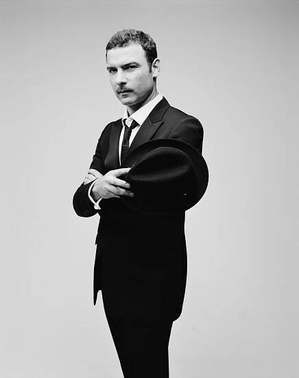 Liev Schreiber