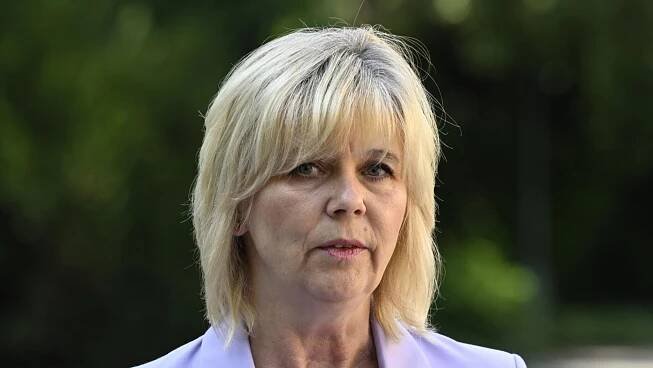 Evu Pavlovou kritika kvůli penězům zdrtila. Nechce zbohatnout, brání ji prezident