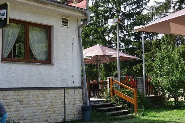 Restaurace Na jízdárně foto 2