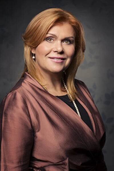 Když žena rozumí sama sobě, odejdou z ní intriky a závist, říká Magdalena Mikulandová