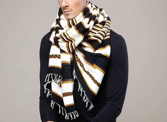 Flair - how to wear a scarf men