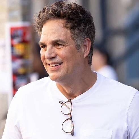 Mark Ruffalo Keeps It Casual While on the Good Sex Set in New York City, Plus Austin Butler, Sterling K. Brown and More