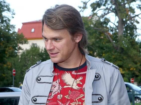 Co se to stalo s Vojtou Dykem? Vedle starší Táni hodně zestárl - Expres.cz