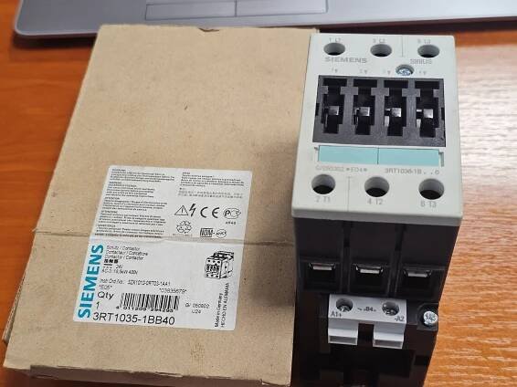 Stykač 3RT1035-1BB40 Siemens