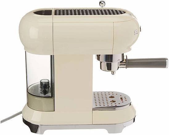 Ivo GRANDIČ - Kávovary - Smeg - ECF01CREU pákový kávovar krémový Smeg