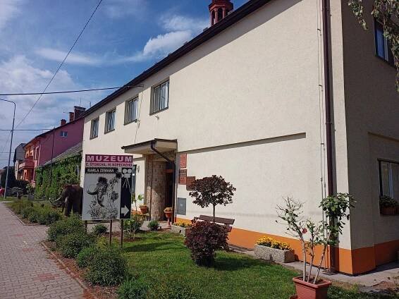 Fotogalerie • Naučná stezka E. Štorcha a K. Zemana (Naučná stezka) • Mapy.com