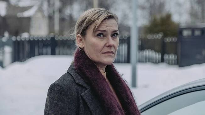 Eroja ja sovintoja - Tämmöstä tää on. Kuuluu sopimukseen. - Z filmu - Pirjo Lonka