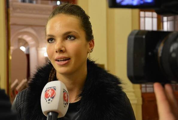 Sportovní listy | Podívejte se, tak válí fotbalistka Andrea Stašková, za rok 2017 vyhlášená coby Talent