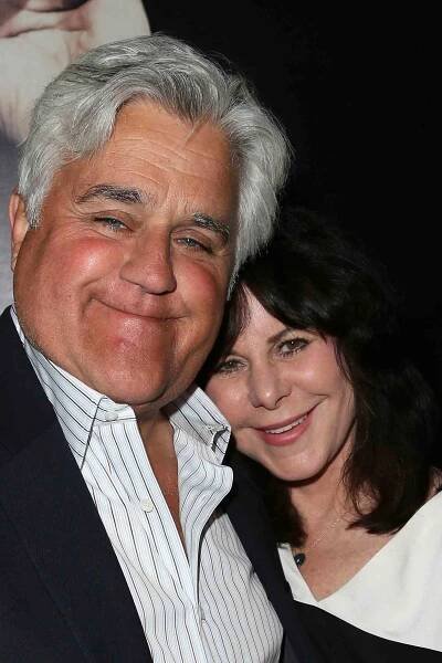 Comedian Jay Leno (L) and wife Mavis Leno attend an exclusive presentation of HBO's 