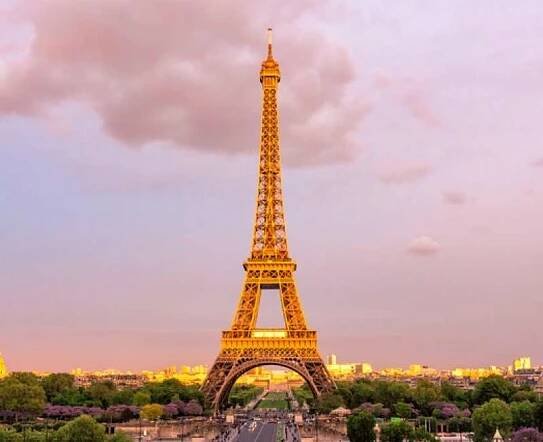 famous landmarks in France
