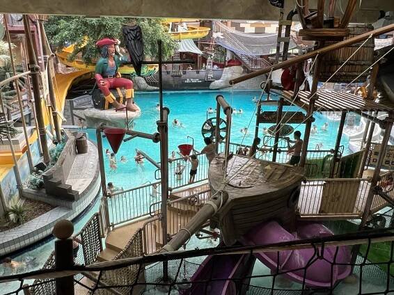 Therme Bad Schallerbach: Aquapulco Pirate World & Tropicana