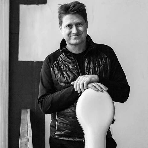 Jozef Lupták s projektom Chasidské piesne vystúpi premiérovo v Liptovskom Mikuláši. Koncert sa uskutoční v Synagóge dňa 4.8.2020 o 19:00