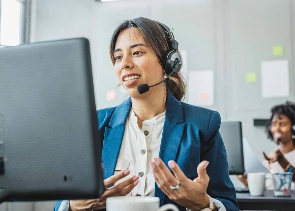 IT Service Desk and help desk outsourcing services - CAI