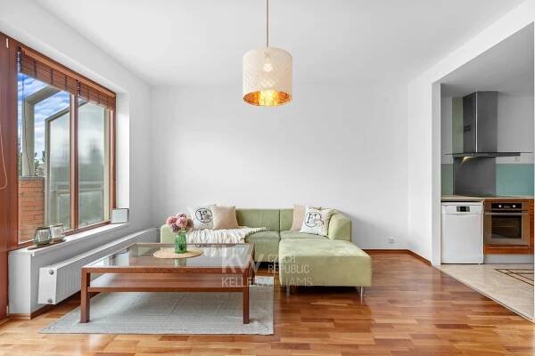 Pronájem bytu 2+kk s terasou, 52 m2 – Paťanka, Praha 6 – Dejvice