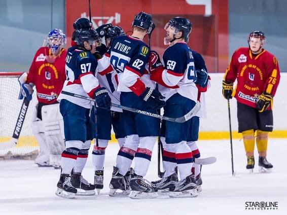HC Slovan Bratislava s HC Topoľčany - hokejový zápas