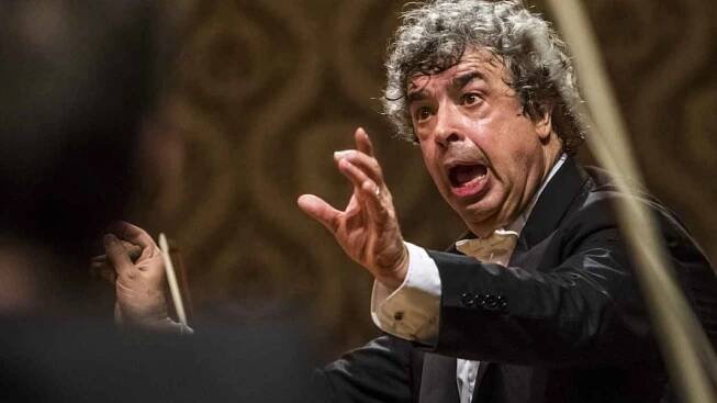 Českou filharmonií dnes povede její budoucí šéfdirigent Byčkov