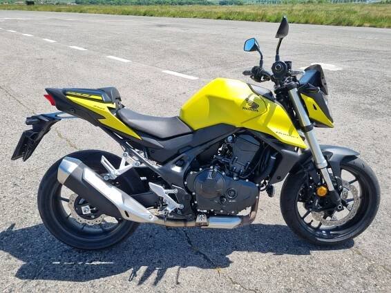 Test Honda CB750 Hornet: Chcete mě všichni | Autojournal.cz