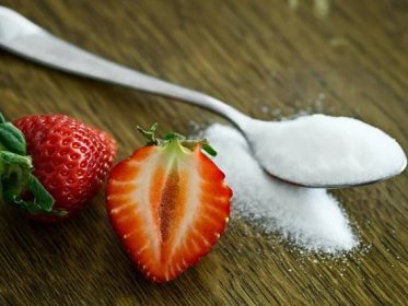 Kolik cukru denně zkonzumovat? Plus ještě 10 tipů, kde se cukru vyhnout