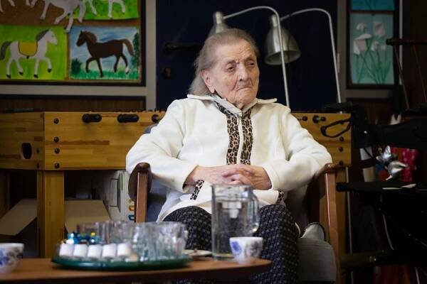 Fotogalerie - Návštěva cestovatele a spisovatele Ladislava Zibury v Sue Ryder