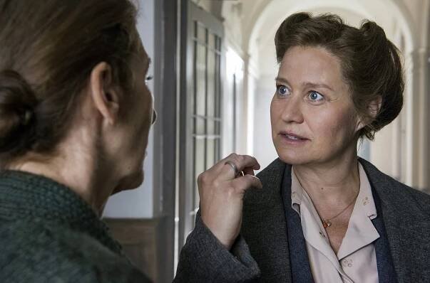 Trine Dyrholm - Bertolt Brecht ve víru války a lásky - Z filmu
