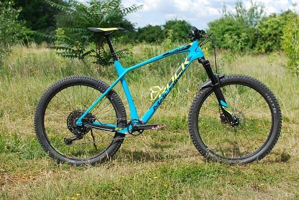 Rock Machine Blizz CRB 50-27+ - pevné plusko na karbonu