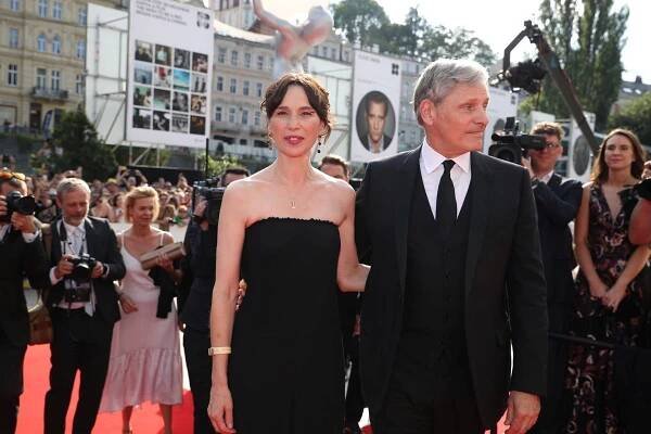 Zahájení festivalu v Karlových Varech: Viggo Mortensen a Ariadna Gil