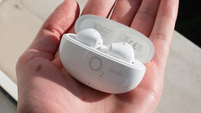 Test: O2 Pods (2024) – co byste chtěli od sluchátek za 300 korun?