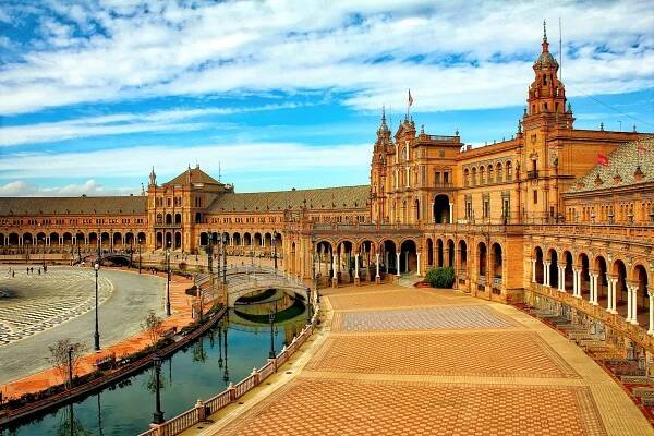 Best Of Spain By Rail: Barcelona, Madrid & Seville
