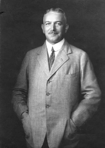 File:Bundesarchiv N 1310 Bild-014, Konstantin von Neurath.jpg - Wikimedia Commons