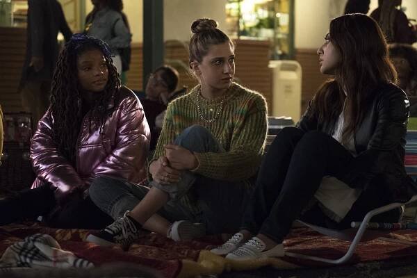 Grown-ish - Nic nebylo stejné - Z filmu - Halle Bailey, Emily Arlook, Francia Raisa