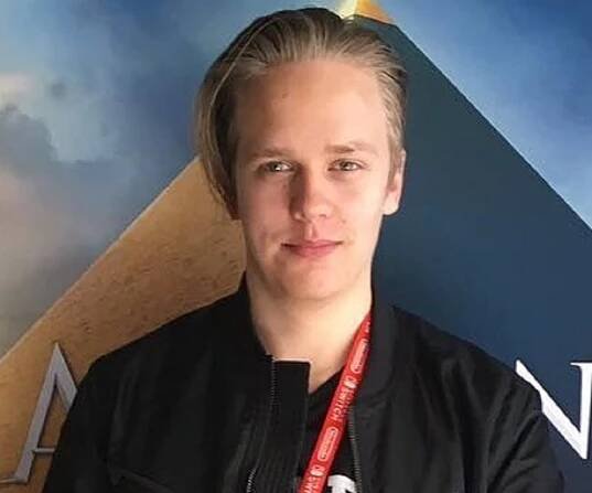Valter Skarsgård Biography - Facts, Childhood, Family Life & Achievements