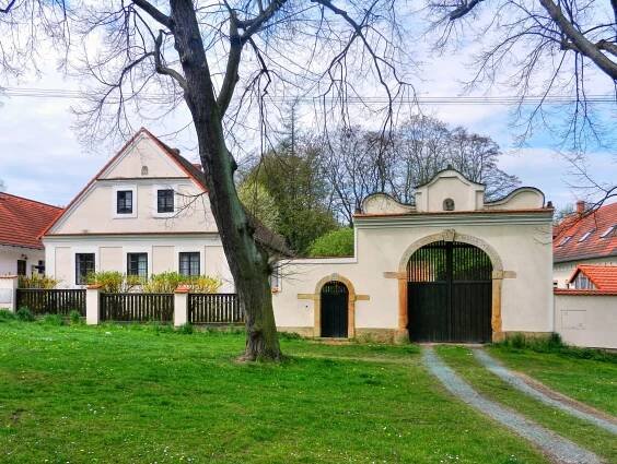 Fotogalerie • Vesnická památková zóna Kyšice (Památková rezervace, zóna) • Mapy.com