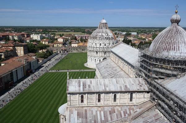 Piazza dei Miracoli - Wikipedia