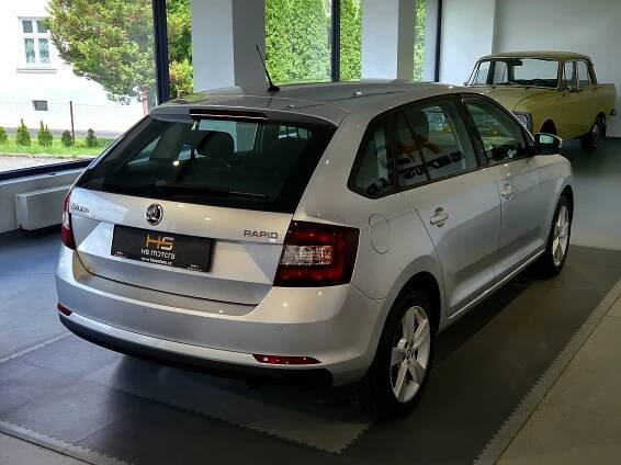 Škoda Rapid Spaceback 1.0TSi 70KW Výhřev Senzory | Hsmotors.cz