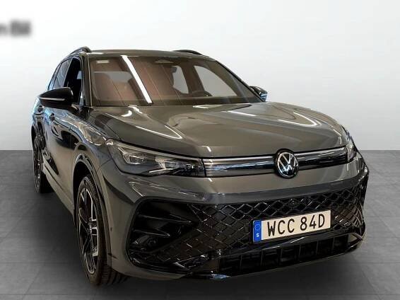 Volkswagen Tiguan, TDI 4M R-Line DCC HuD Pano Taž