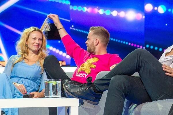 Prachaře opět uhranula porotkyně Talentu. Herečka (50) se na udílení cen vyprsila, Jakub nevěděl kam s očima a rukou
